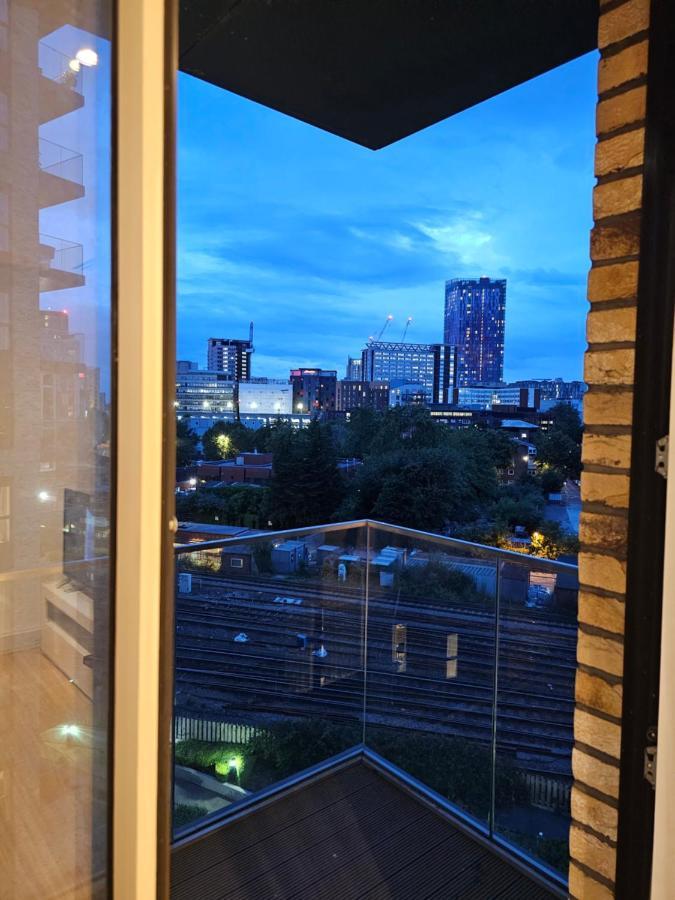 Santina Apartments Кройдон Экстерьер фото