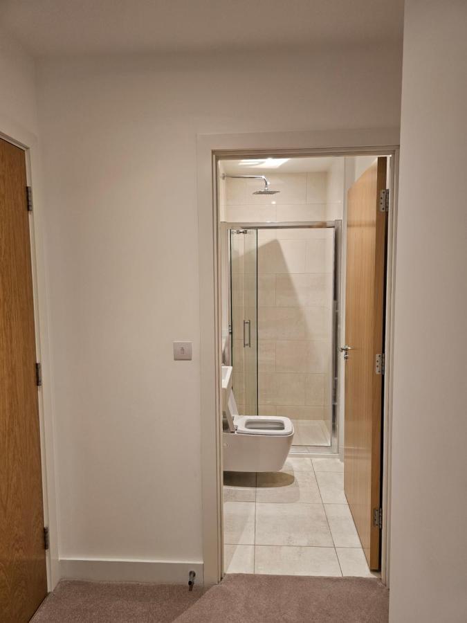 Santina Apartments Кройдон Экстерьер фото
